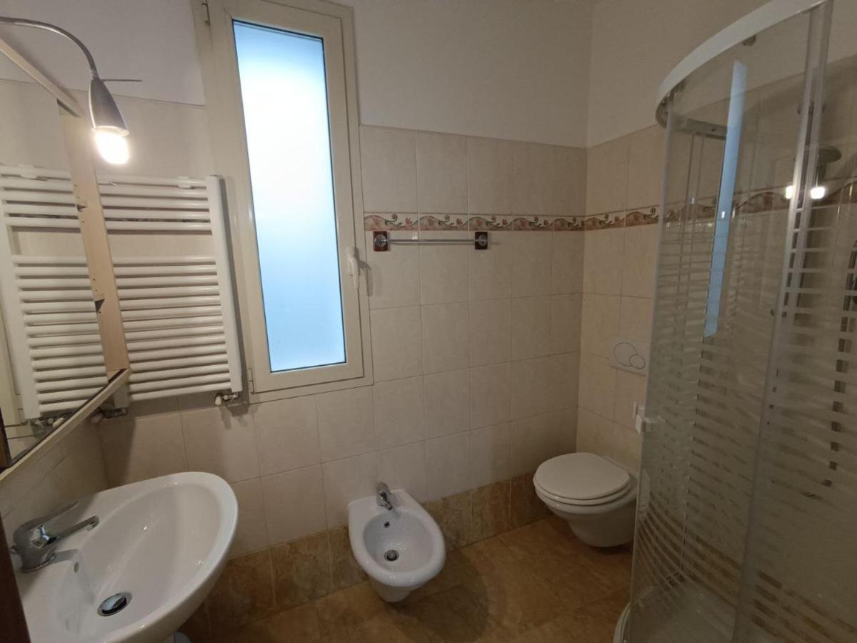 Residence Blu Marine Rimini Bagian luar foto