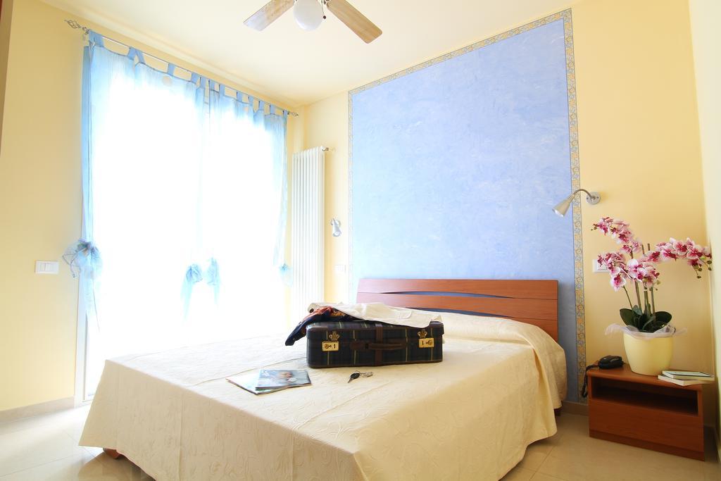 Residence Blu Marine Rimini Ruang foto