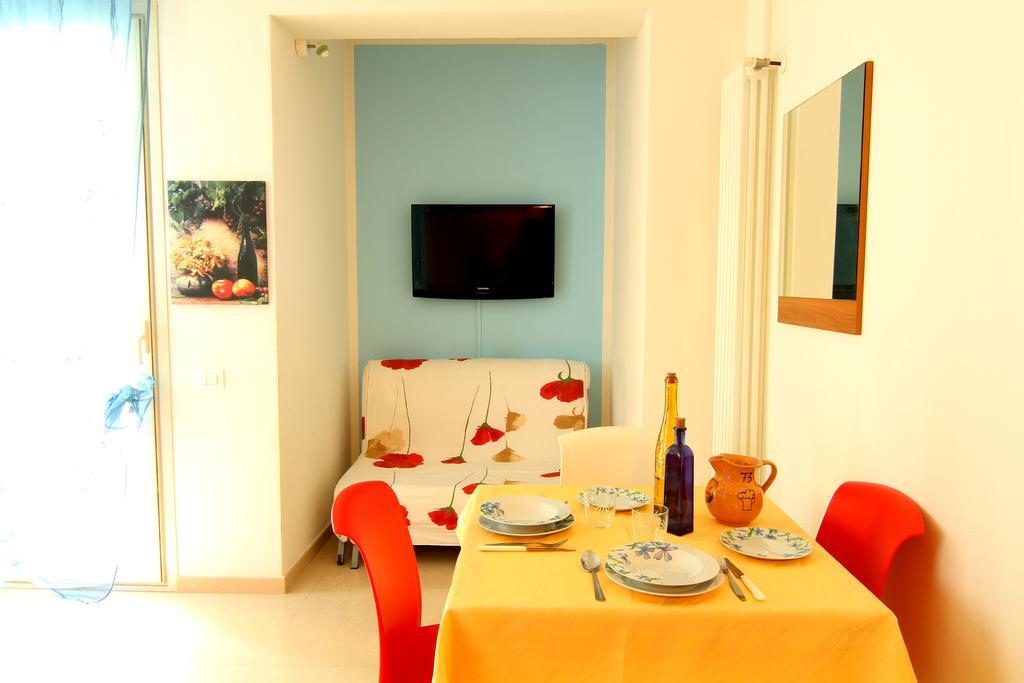 Residence Blu Marine Rimini Ruang foto